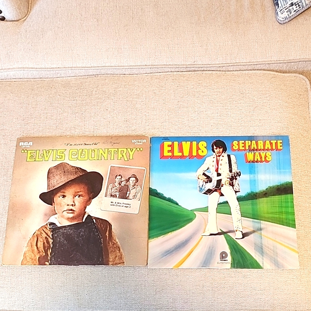 Vintage Elvis Presley LP Vinyl Records 2 Count